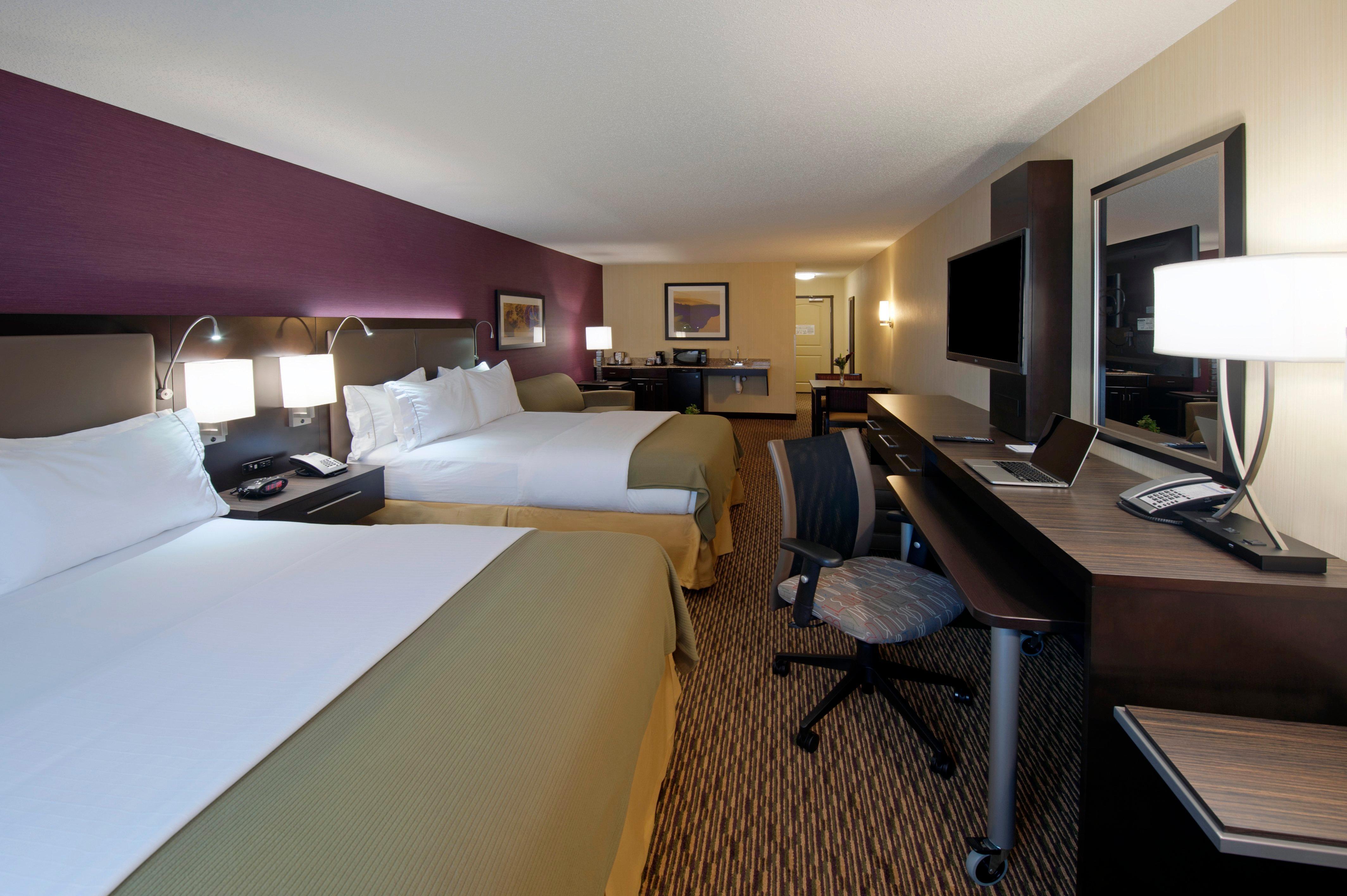 Holiday Inn Express Hotel & Suites Clearfield By Ihg Exterior foto